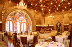 Portugal - Palace of Bussaco dining room