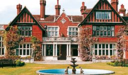 Macdonald Elmers Court Hotel & Resort - Southampton - England - Accommodation in a 19th Century Manor House